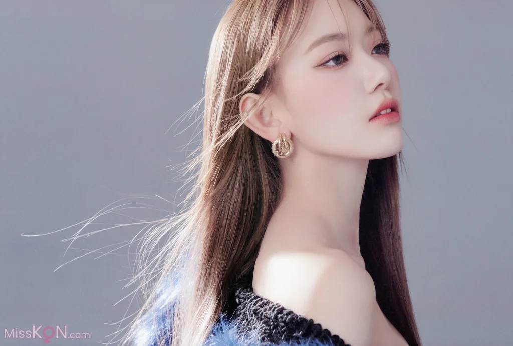 [JP] Sakura Miyawaki (宮脇咲良): Graduation Visual Booklet (85 photos) – Page 2