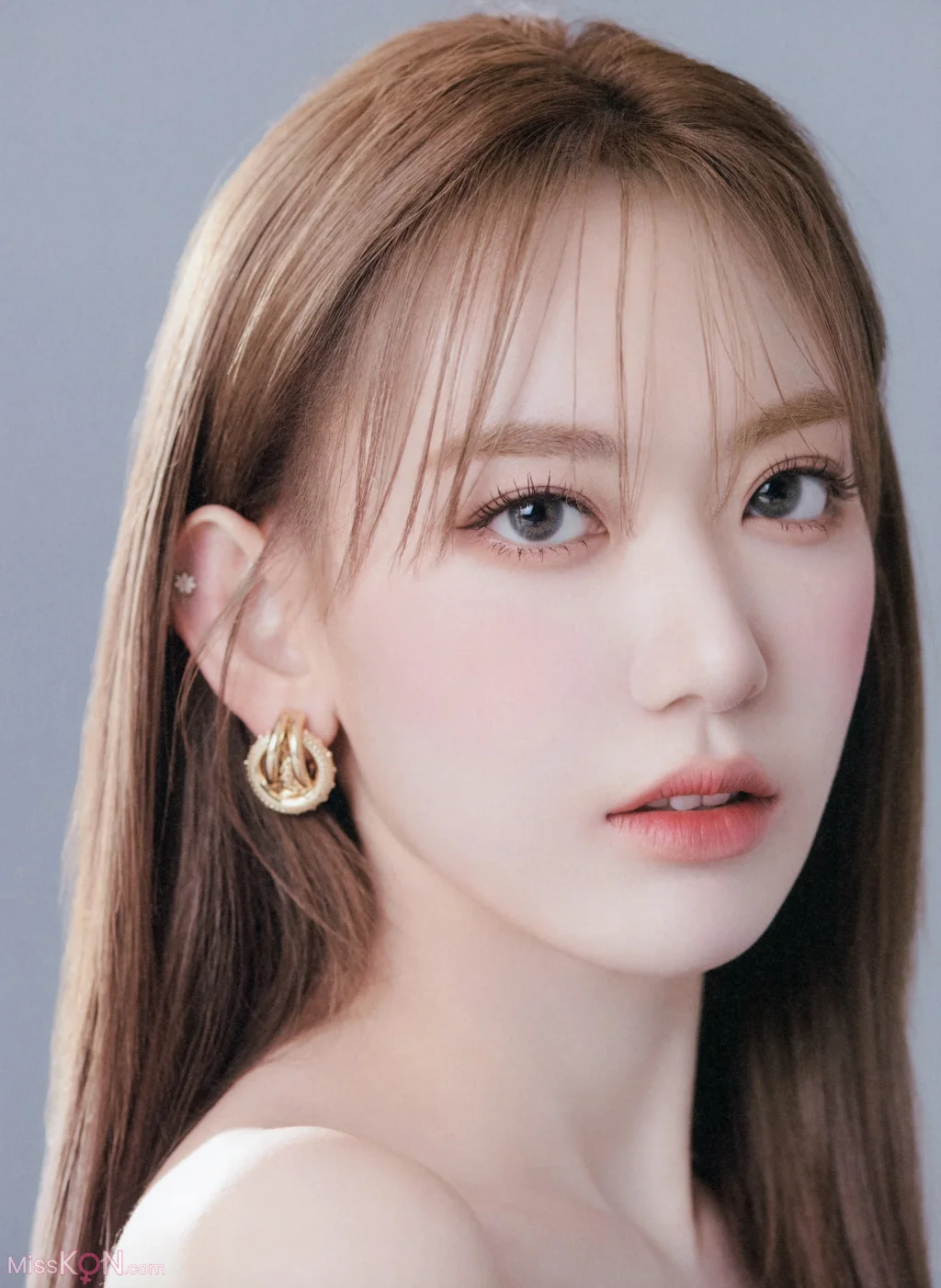 [JP] Sakura Miyawaki (宮脇咲良): Graduation Visual Booklet (85 photos) – Page 2