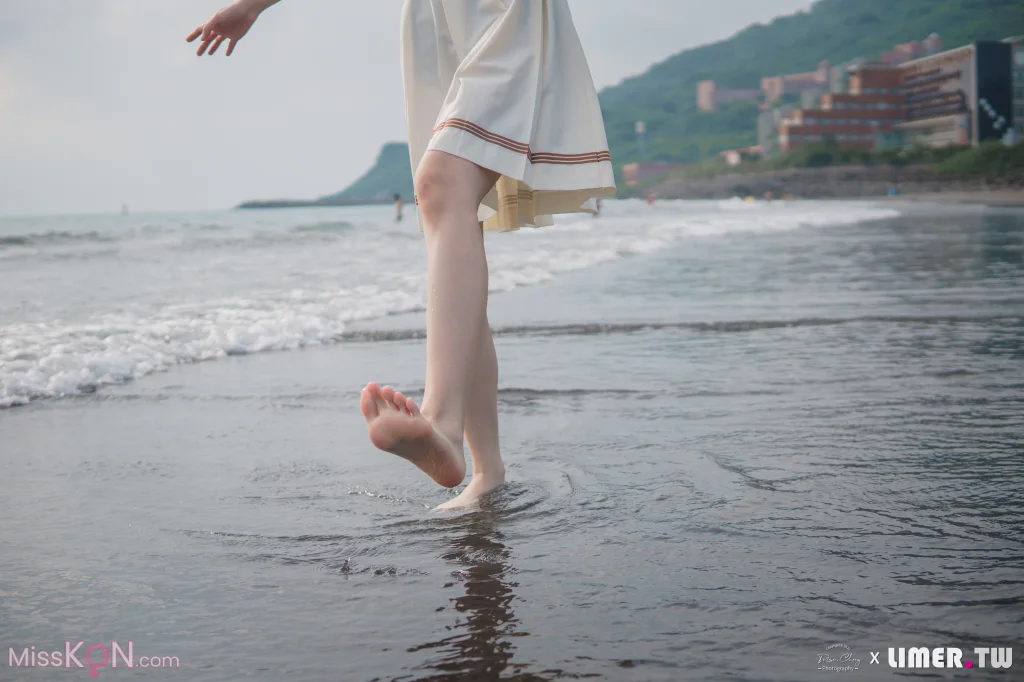 [Limerence原创] No.044: 海蓝 JK盛夏服海边戏水 (300 photos + 1 video)