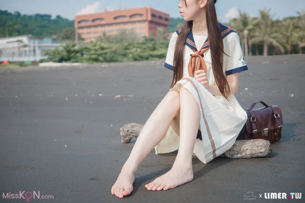 [Limerence原创] No.044: 海蓝 JK盛夏服海边戏水 (300 photos + 1 video) – Page 2