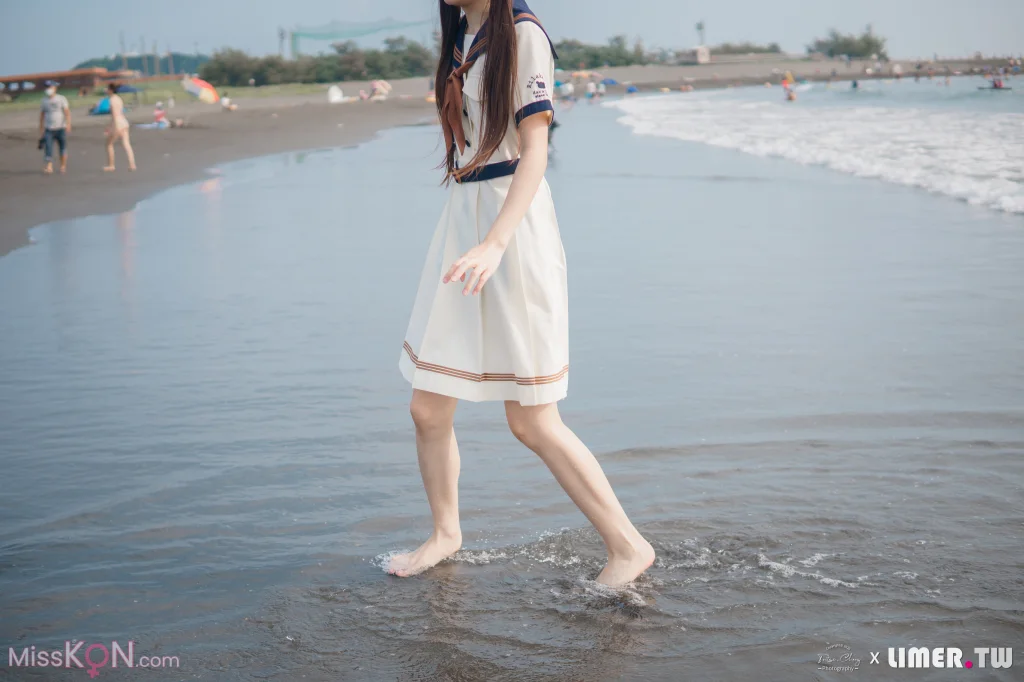 [Limerence原创] No.044: 海蓝 JK盛夏服海边戏水 (300 photos + 1 video) – Page 2
