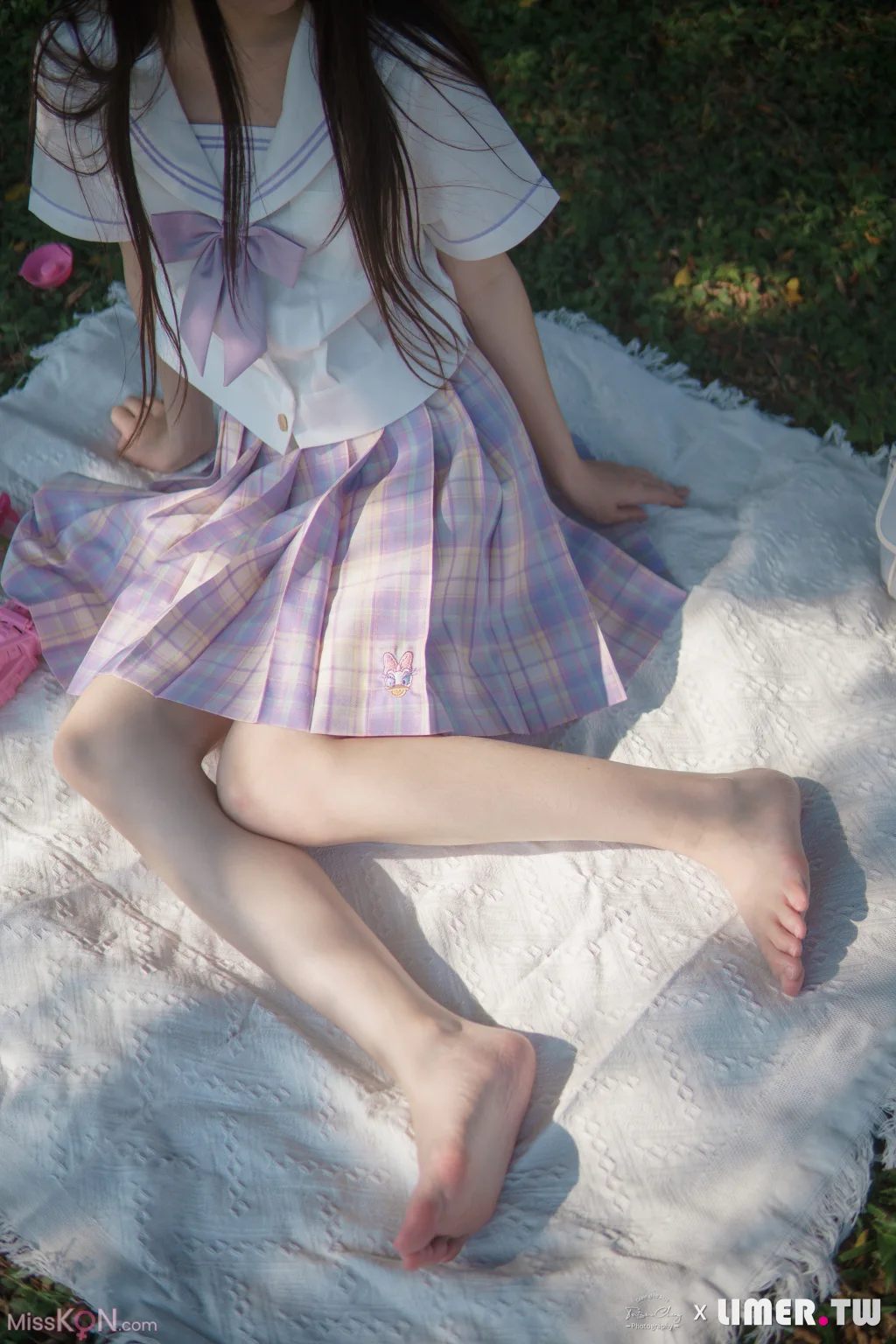 [Limerence原创] No.047: 海蓝 白皙希腊脚 JK户外野餐 (199 photos + 1 video) – Page 2