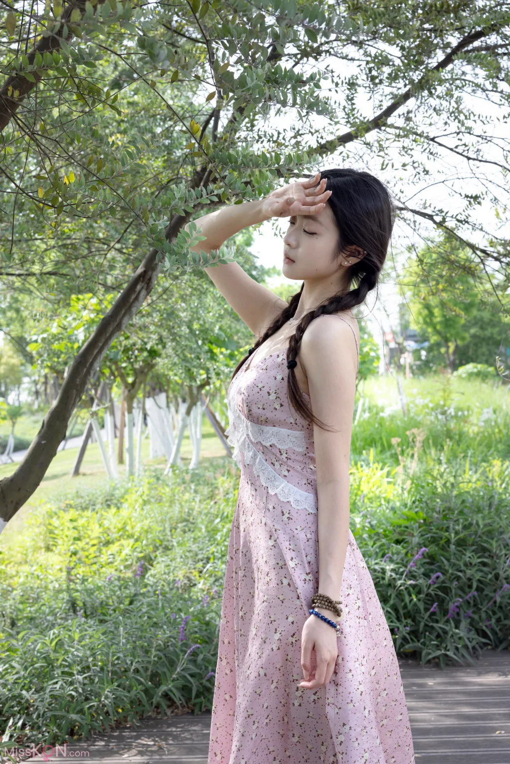 [她们印象] No.020: 小鸣 (135 photos + 1 video)