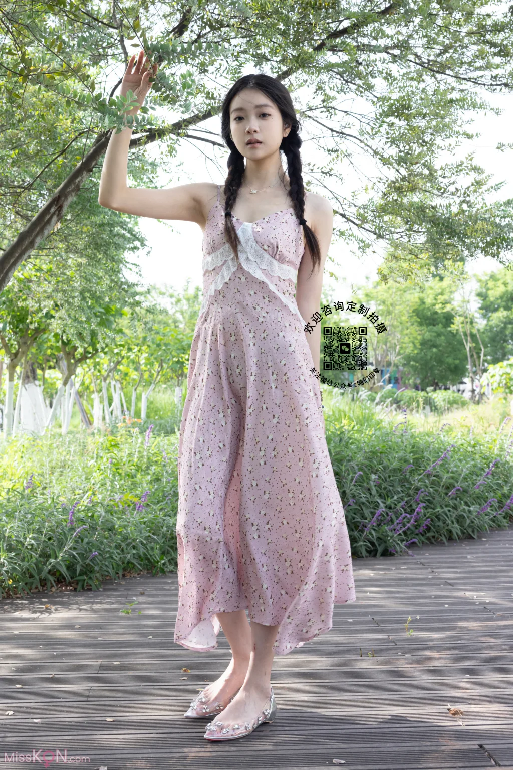 [她们印象] No.020: 小鸣 (135 photos + 1 video)