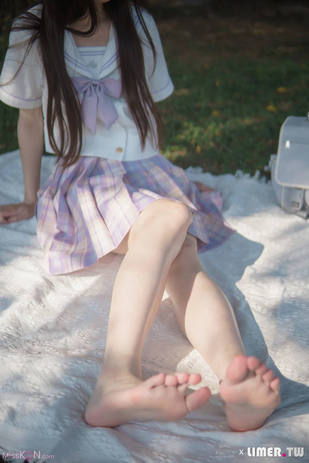 [Limerence原创] No.047: 海蓝 白皙希腊脚 JK户外野餐 (199 photos + 1 video) – Page 2