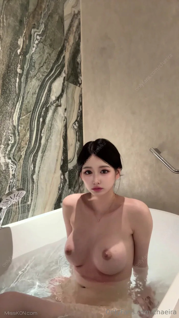 채이라: OnlyFans 초존예 (21 photos + 34 videos) – Page 2