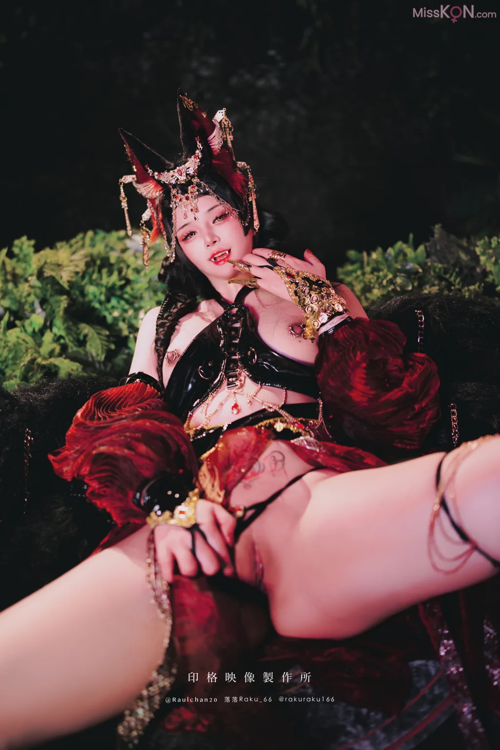 Coser@落落Raku: 宵闇神樂 (32 photos)