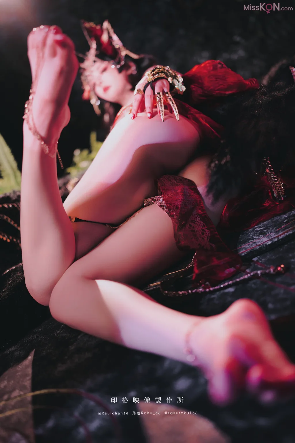 Coser@落落Raku: 宵闇神樂 (32 photos)