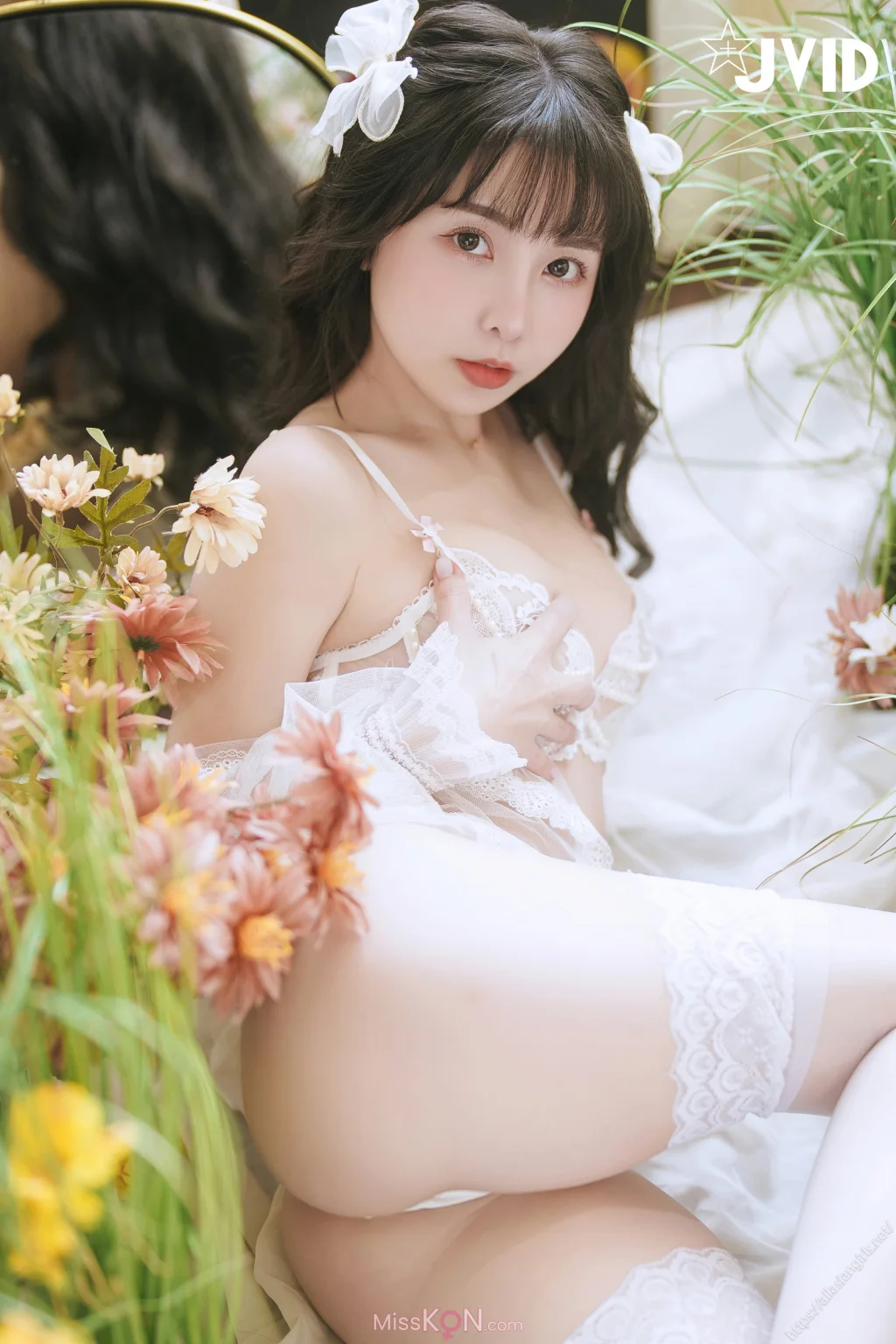 [JVID] 月台尼Tiny: 新尺度登場‼️初嚐禁果解開情慾底線🥵天然美乳Tiny化身夏娃與你一起纏綿 (120 photos)