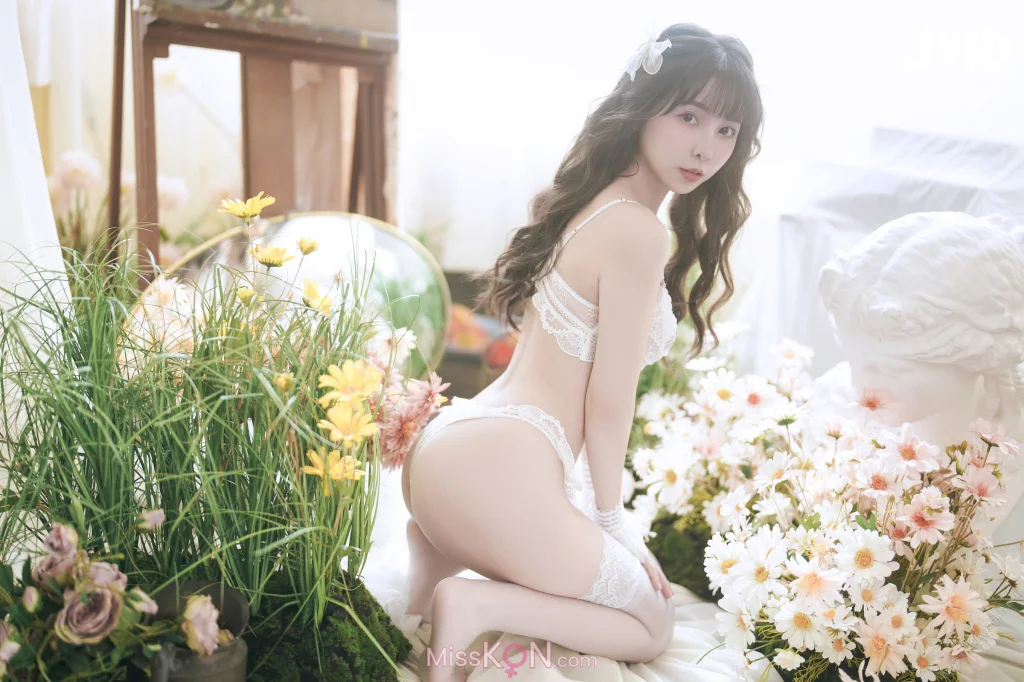 [JVID] 月台尼Tiny: 新尺度登場‼️初嚐禁果解開情慾底線🥵天然美乳Tiny化身夏娃與你一起纏綿 (120 photos)