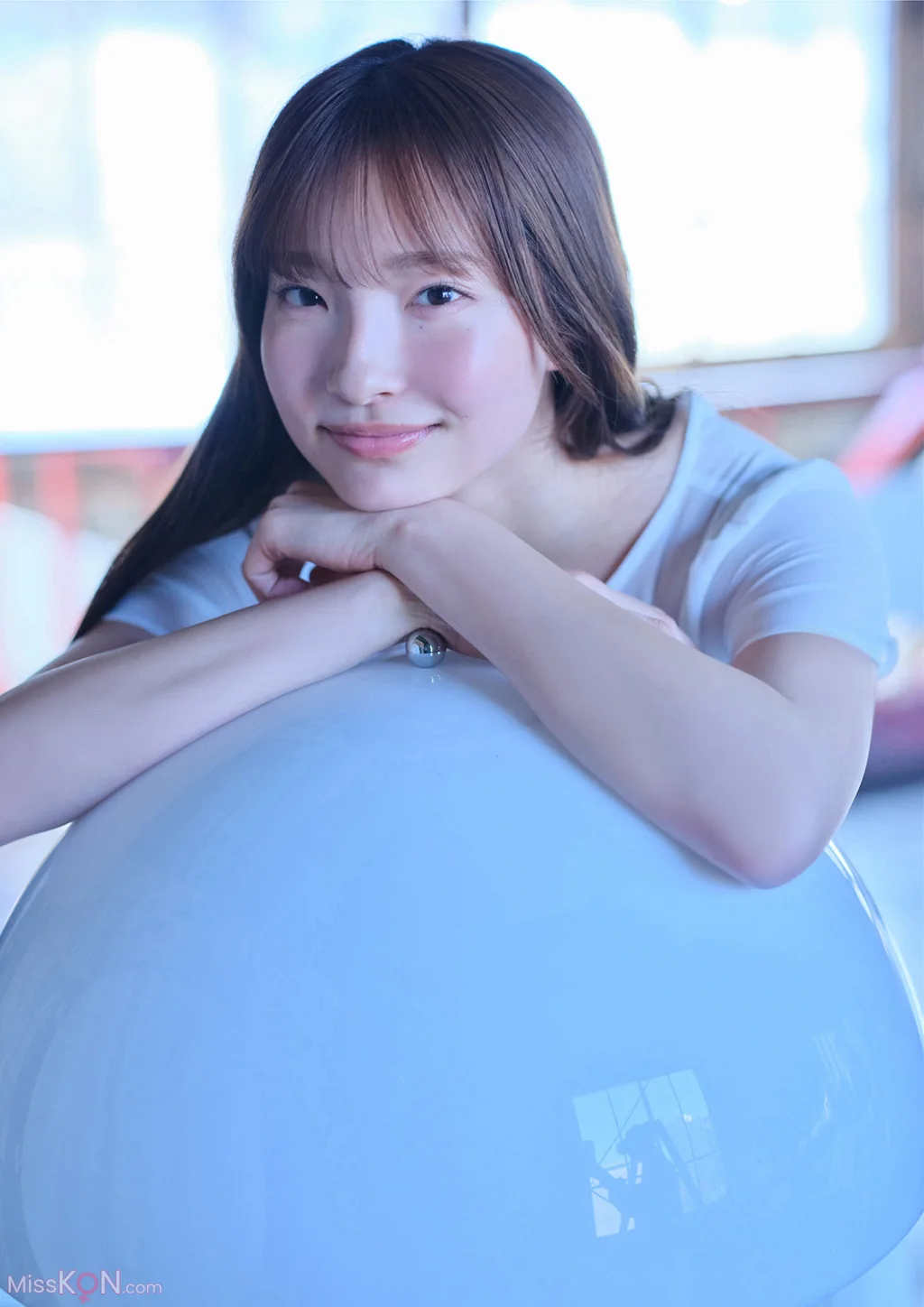 [JP] Natsuki Satonaka (里仲菜月): Gテレデジタル写真集「cool breezin’」 (46 photos) – Page 3