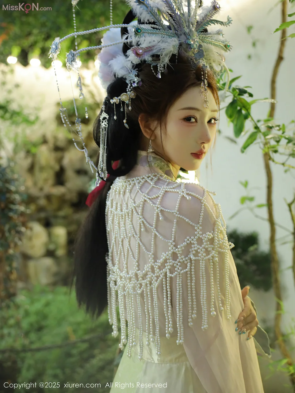 XIUREN No.10736 – 10740 (388 photos)
