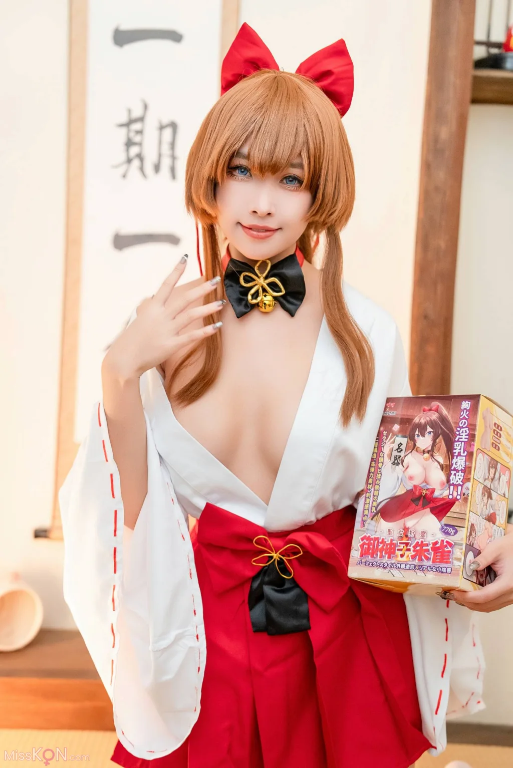 Coser@慕慕Momo: 聖女狩宴 御神子朱雀-傲嬌御姐全裸淫乳爆破！ (36 photos + 1 video) – Page 3