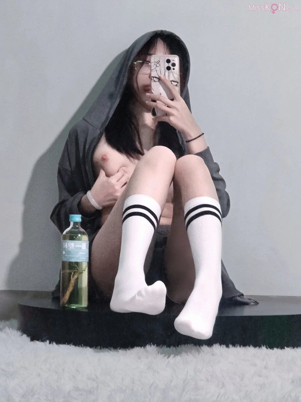 Coser@高桥千凛: 最新三套 幻龙+黑色冲锋衣+黑纱镂空情趣 (100 photos + 5 videos)