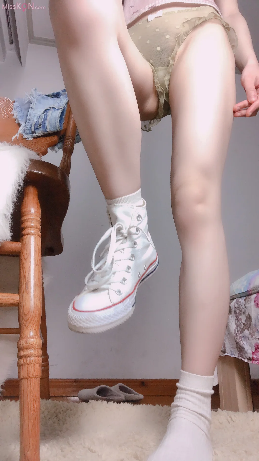 小结巴: 娇嫩萝莉近景合集 (763 photos + 26 videos) – Page 4