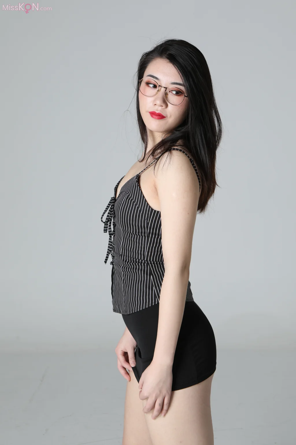 [Private Photoshoot] 美娜: 极品御姐全度私拍 (492 photos)