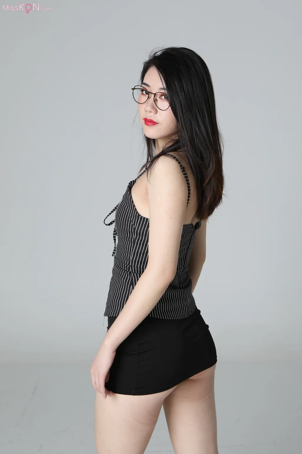 [Private Photoshoot] 美娜: 极品御姐全度私拍 (492 photos)
