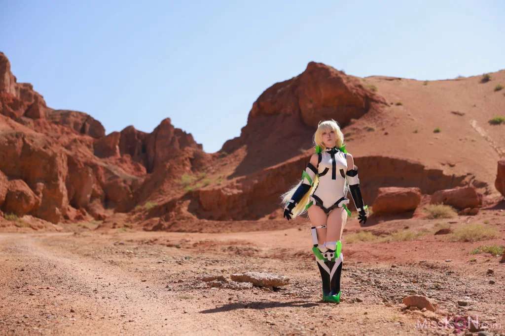 Coser@G44不会受伤: 乐园追放 安吉拉 (40 photos)