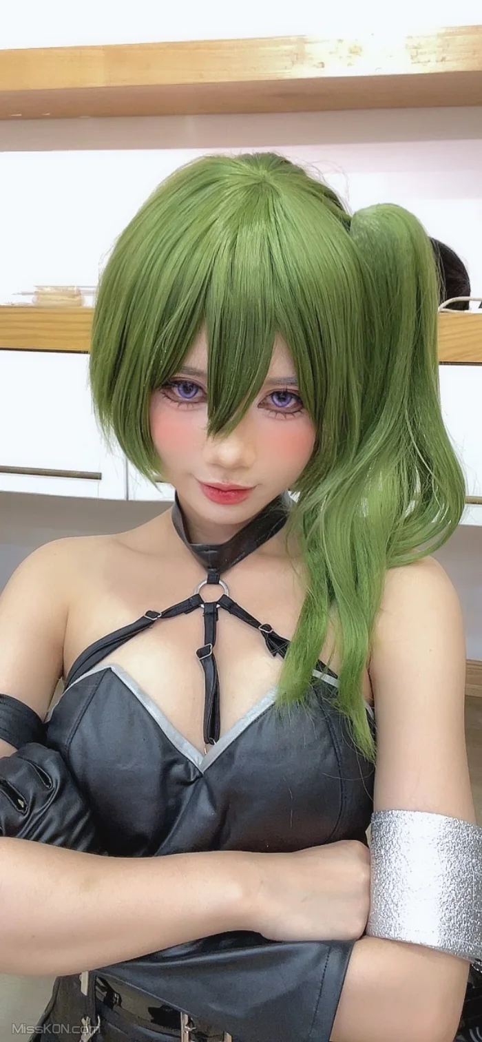 Coser@PoppaChan: Ubel 葬送的芙莉莲 尤贝尔 (139 photos + 10 videos)