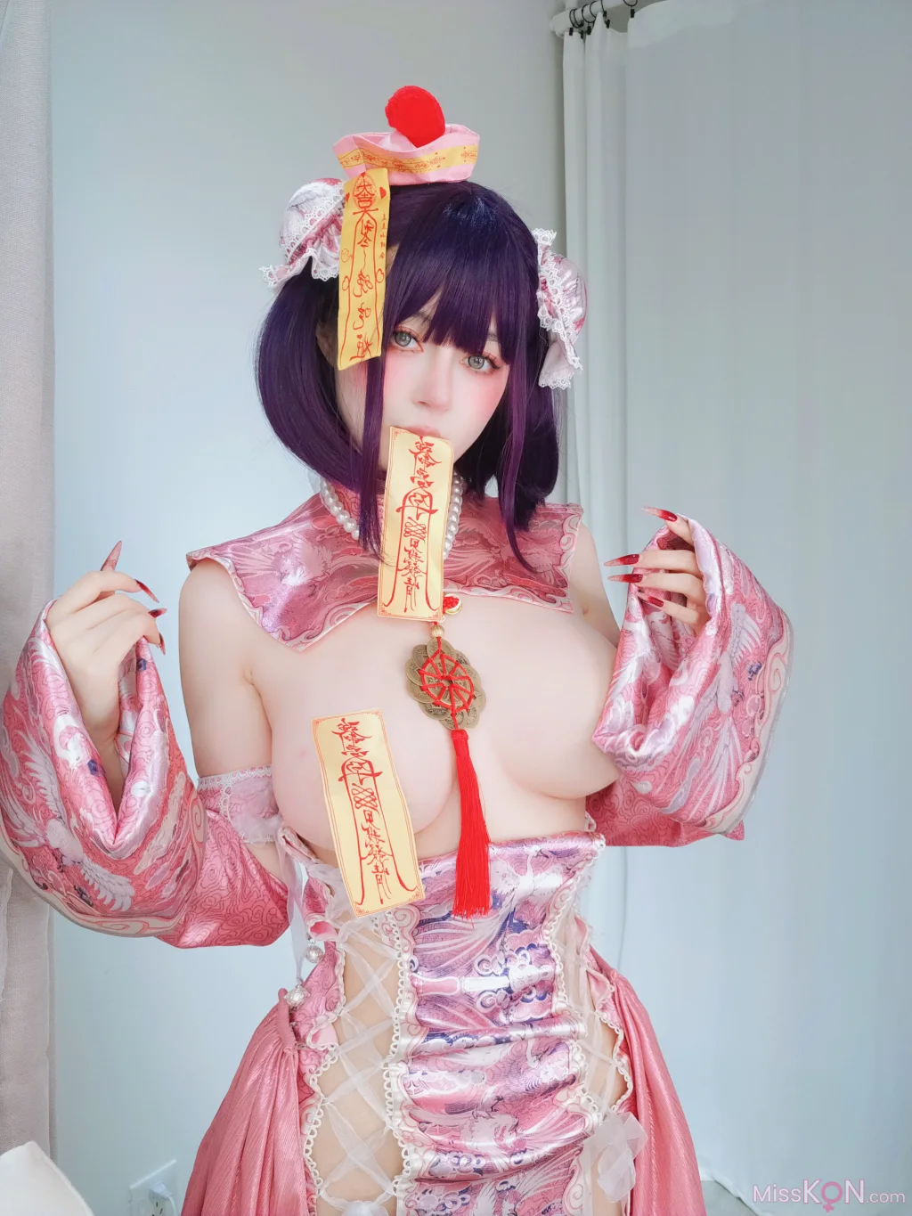 Coser@白银81: Fantia 2025年3月会员合集 (114 photos + 4 videos)