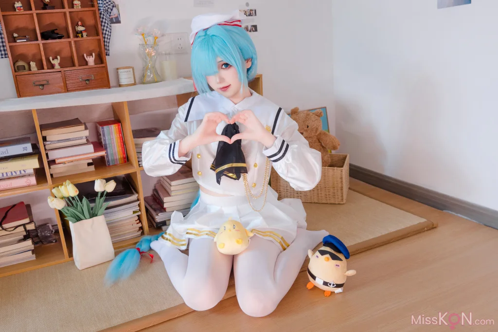 Coser@雪晴Astra: 雅努斯踌躇的换衣时间 (79 photos)