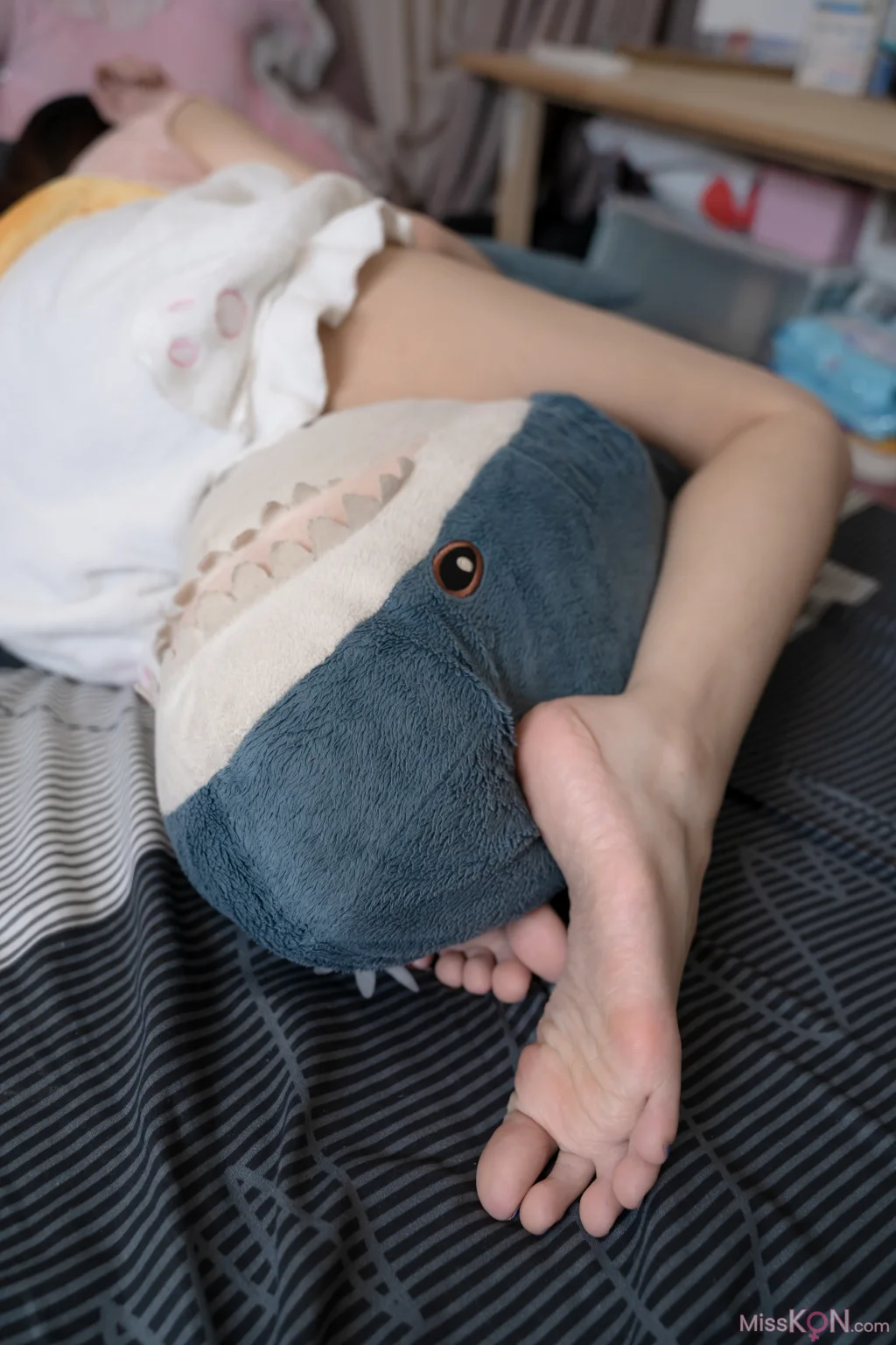 [Limerence原创] No.064: 噜咪の日常生活 居家睡足 (200 photos + 1 video)