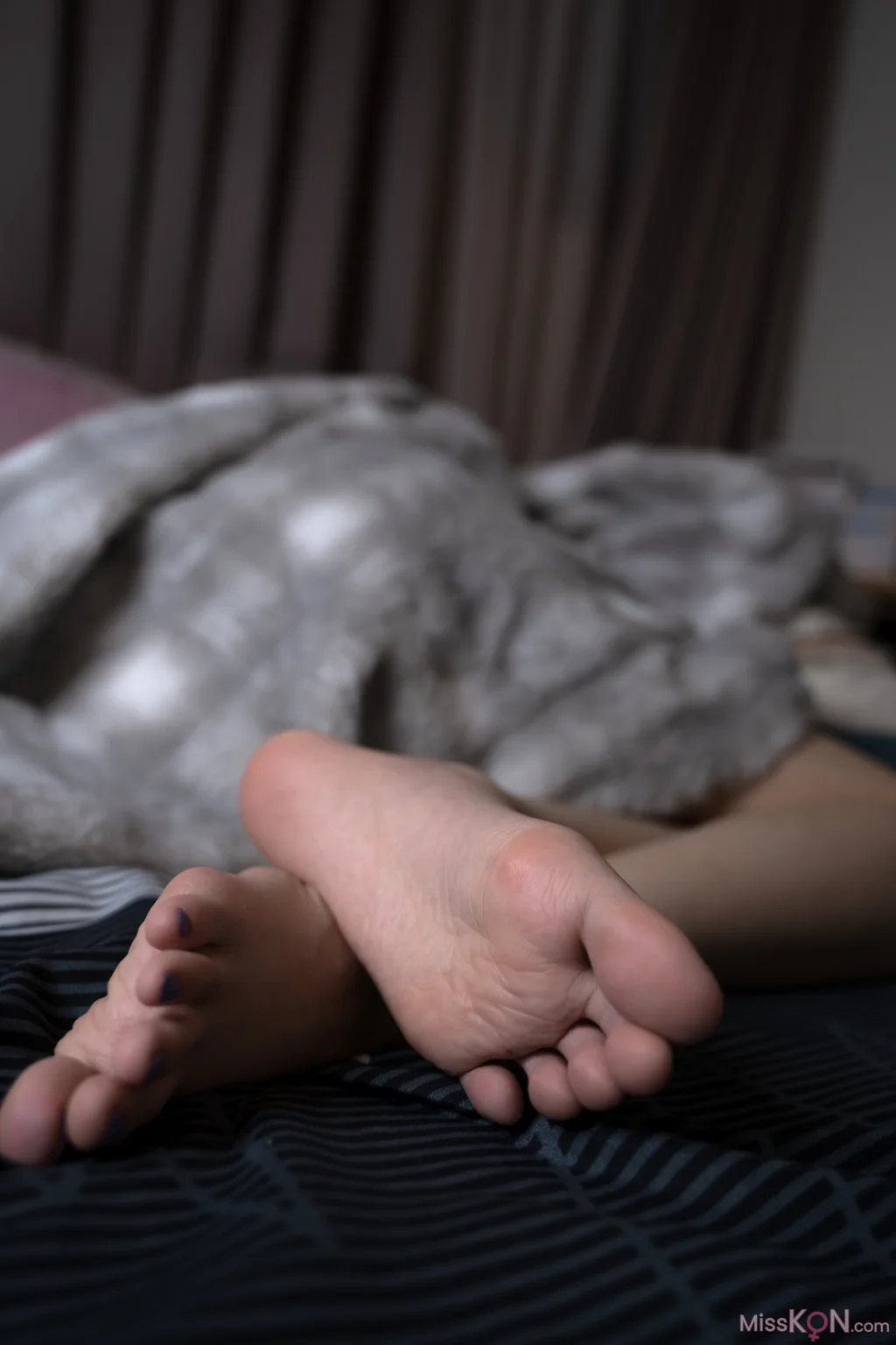 [Limerence原创] No.064: 噜咪の日常生活 居家睡足 (200 photos + 1 video) – Page 2