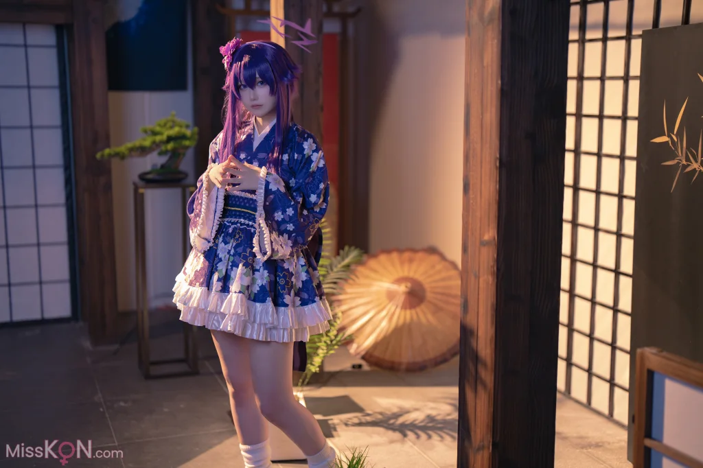 Coser@lunananya: Blue Archive Igusa Haruka (New Year) (34 photos)