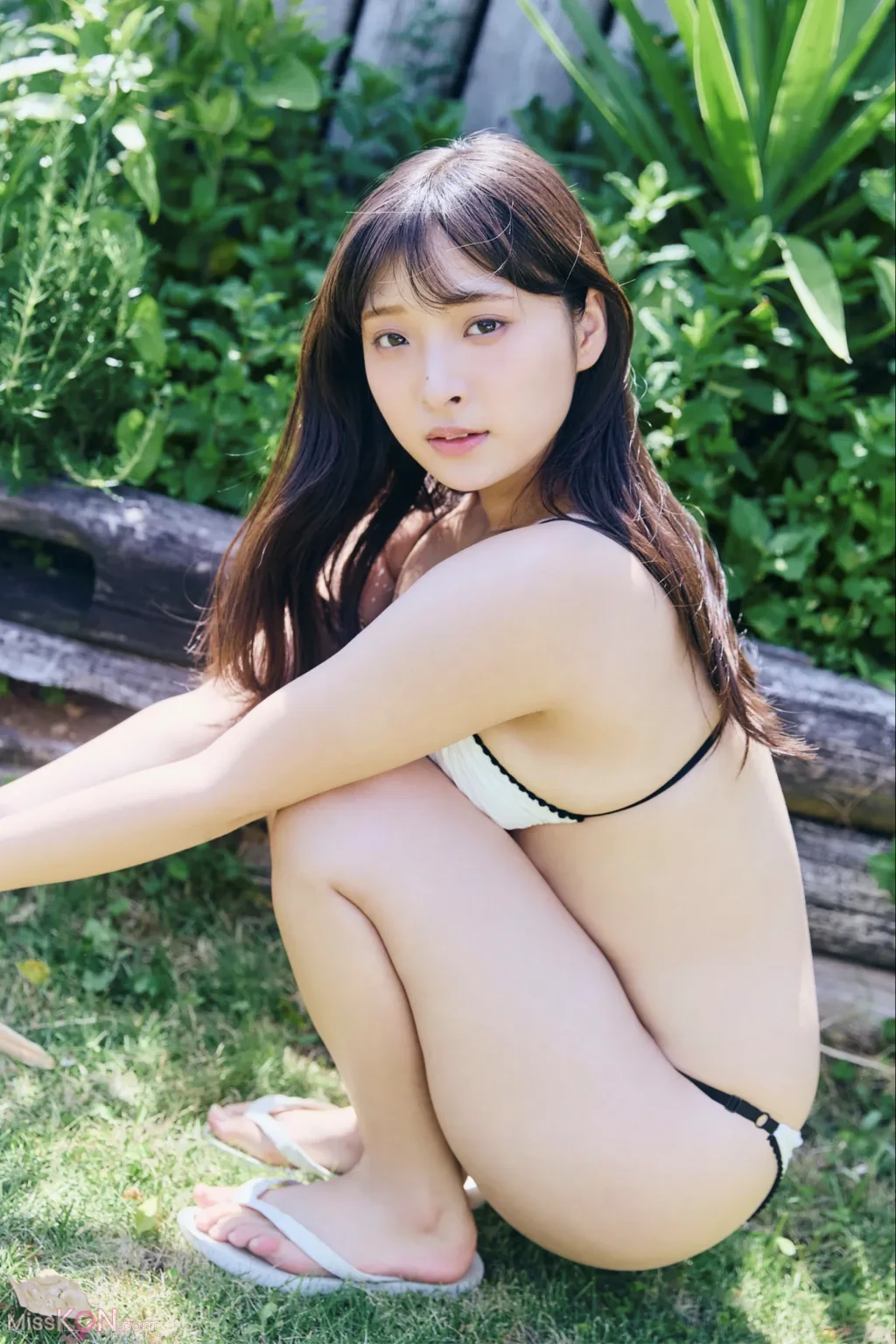 [JP] Misaki Sawa (沢美沙樹): FRIDAY Monthly Girl 050 完全未発表100カット (105 photos + 1 video) – Page 2