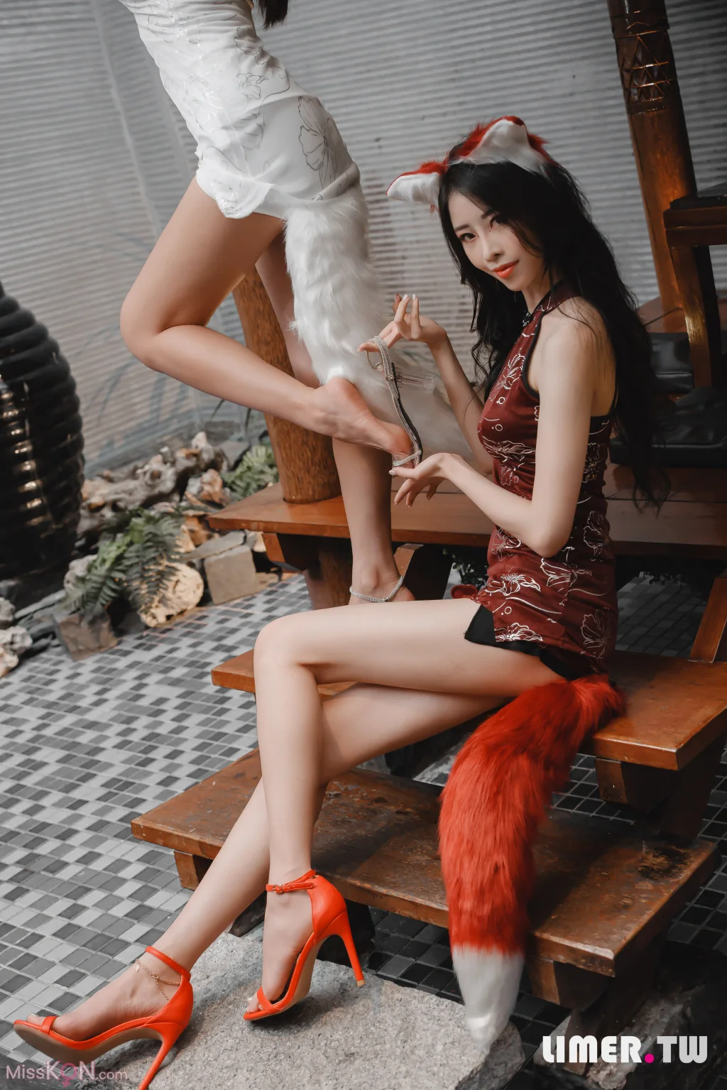 [Limerence原创] No.067: EJ&娜娜女王 萌狐出击 TK你的小肉球 (170 photos + 1 video)