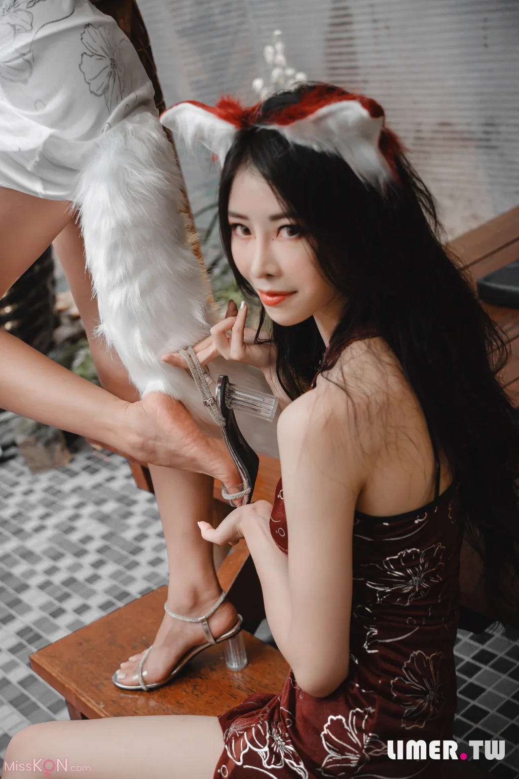 [Limerence原创] No.067: EJ&娜娜女王 萌狐出击 TK你的小肉球 (170 photos + 1 video)