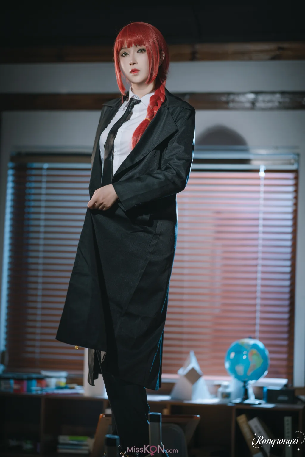Coser@小容仔咕咕咕w: 链锯人 玛奇玛 (45 photos)