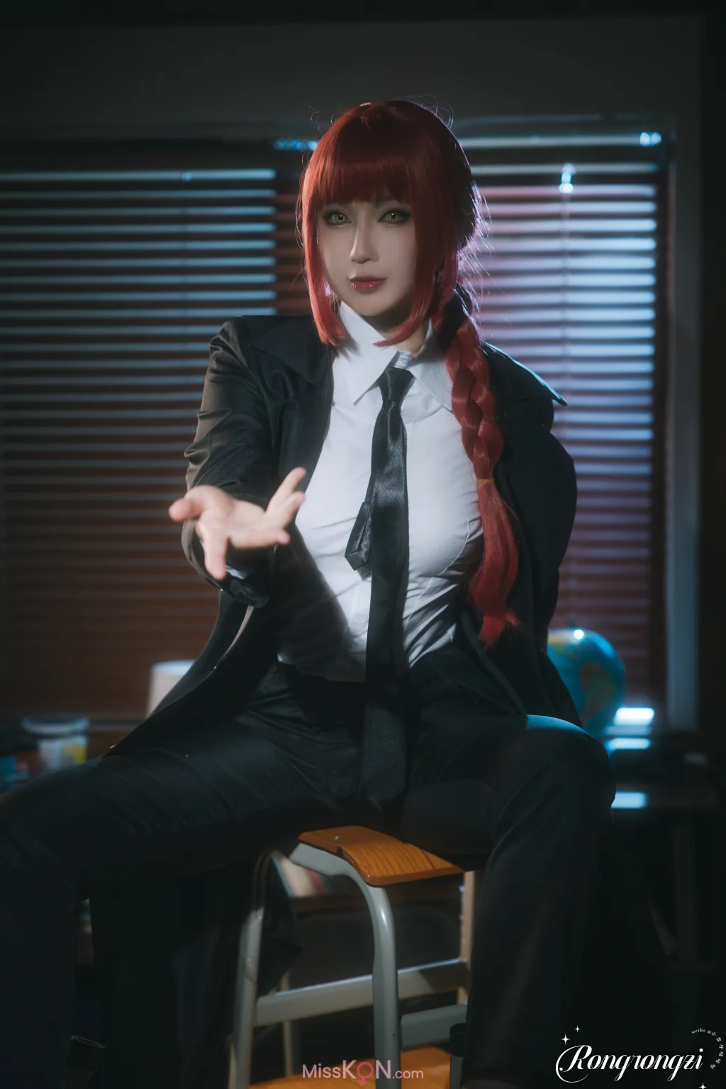Coser@小容仔咕咕咕w: 链锯人 玛奇玛 (45 photos)