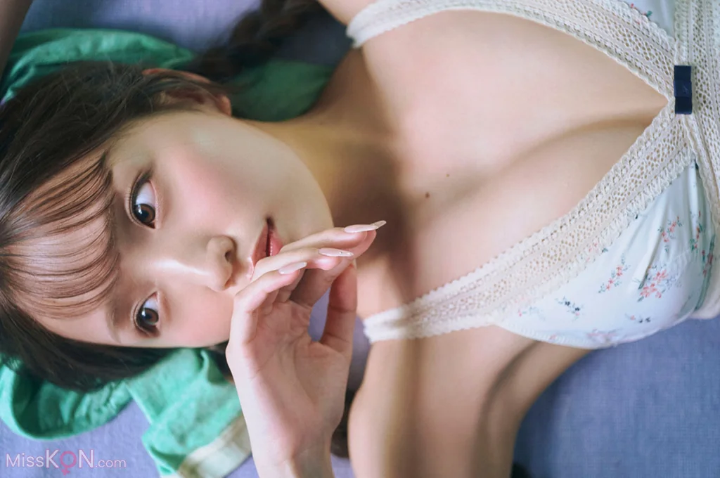 [JP] NEO (ねお): 2025 Autumn Season Girl 「青にとける」 (39 photos)