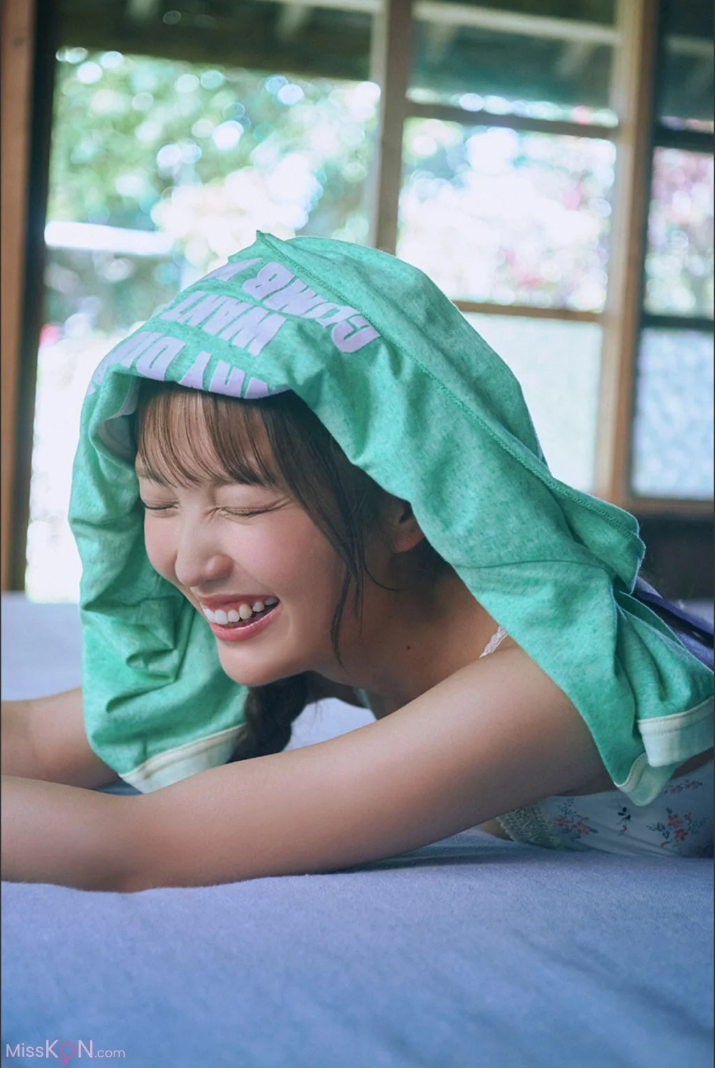 [JP] NEO (ねお): 2025 Autumn Season Girl 「青にとける」 (39 photos)