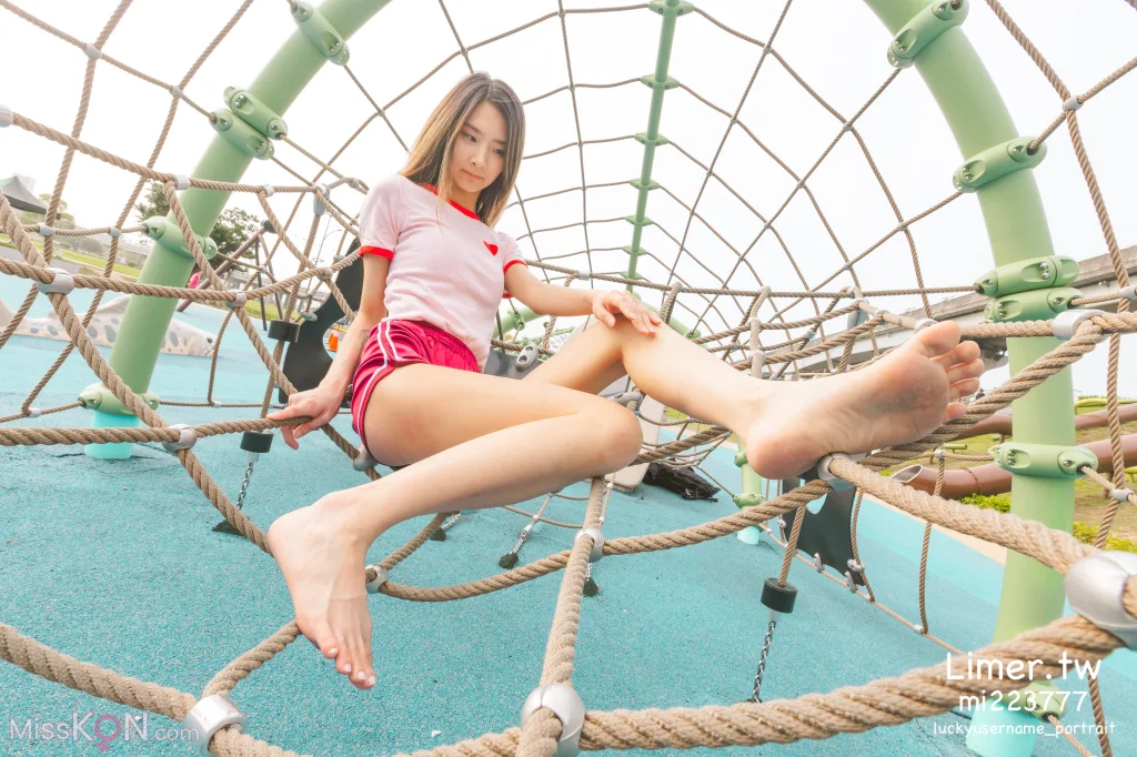 [Limerence原创] No.070: EJ 台北大都会公园 (132 photos + 1 video) – Page 3