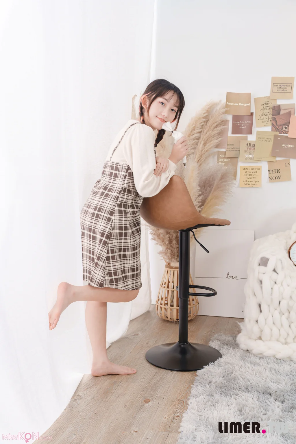 [Limerence原创] No.072: 素人Una 可口啾C脚脚蛋糕 (150 photos + 1 video) – Page 3
