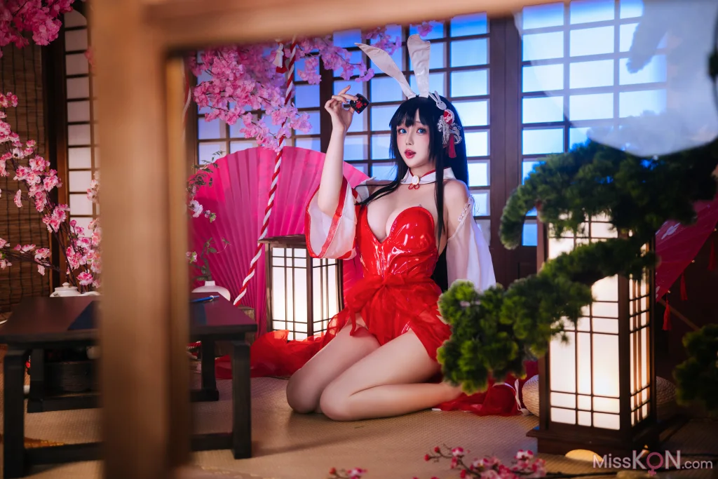 Coser@日奈娇: 碧蓝航线-大山兔女郎 (46 photos)
