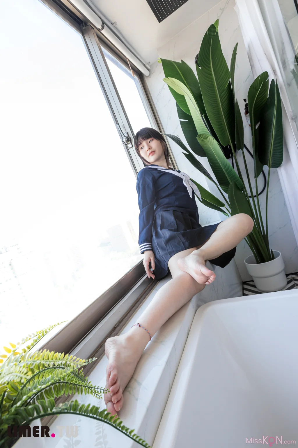 [Limerence原创] No.073: 悠梨乃YuriNO JK鲨鲨 (150 photos + 1 video) – Page 3