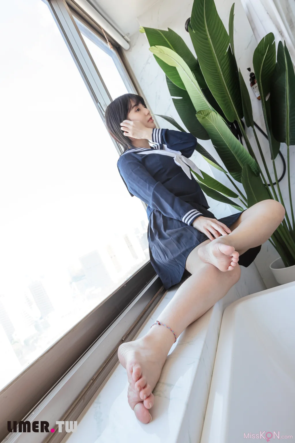 [Limerence原创] No.073: 悠梨乃YuriNO JK鲨鲨 (150 photos + 1 video) – Page 3