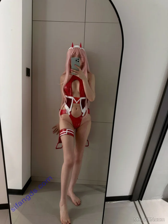 暗宝AB: B站35万粉 顶级女主播 福利合集 (96 photos + 20 videos)