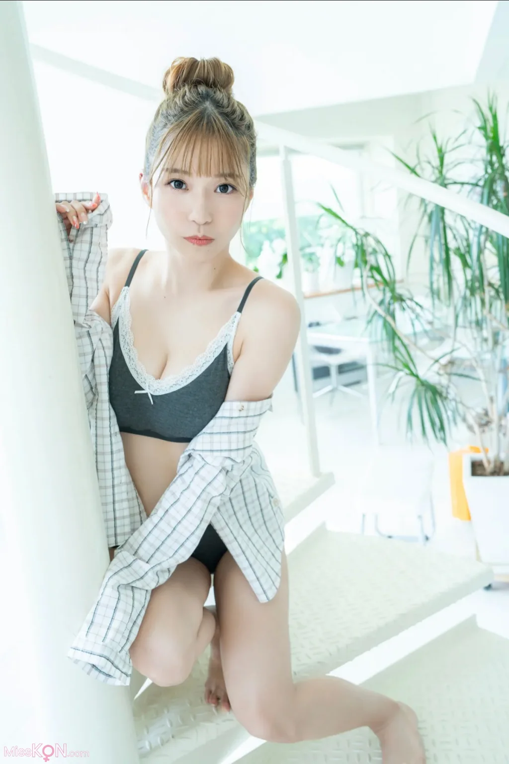 [JP] Asaka (亜咲花): FRIDAYデジタル写真集 Born This Way Vol.1 (48 photos)