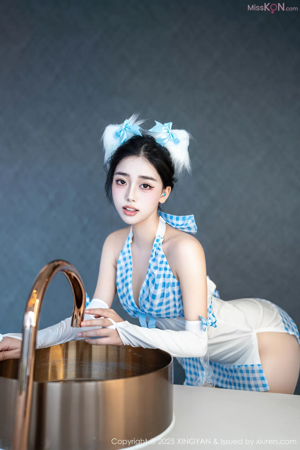 XingYan Vol.399: 阮福福 (67 photos)