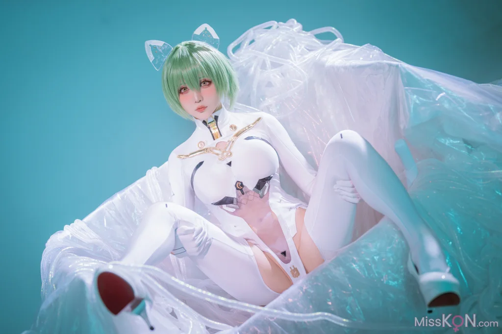 Coser@星之迟迟Hoshilily: 碧蓝航线 纳西莫夫 (34 photos)