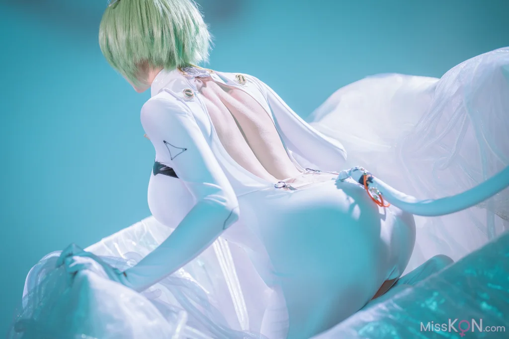 Coser@星之迟迟Hoshilily: 碧蓝航线 纳西莫夫 (34 photos)