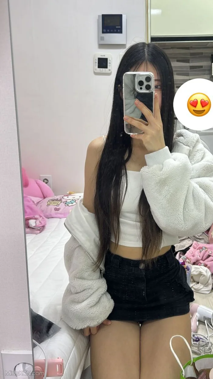 윤공주: 오프+자위 만 모음팩 (75 photos + 54 videos)