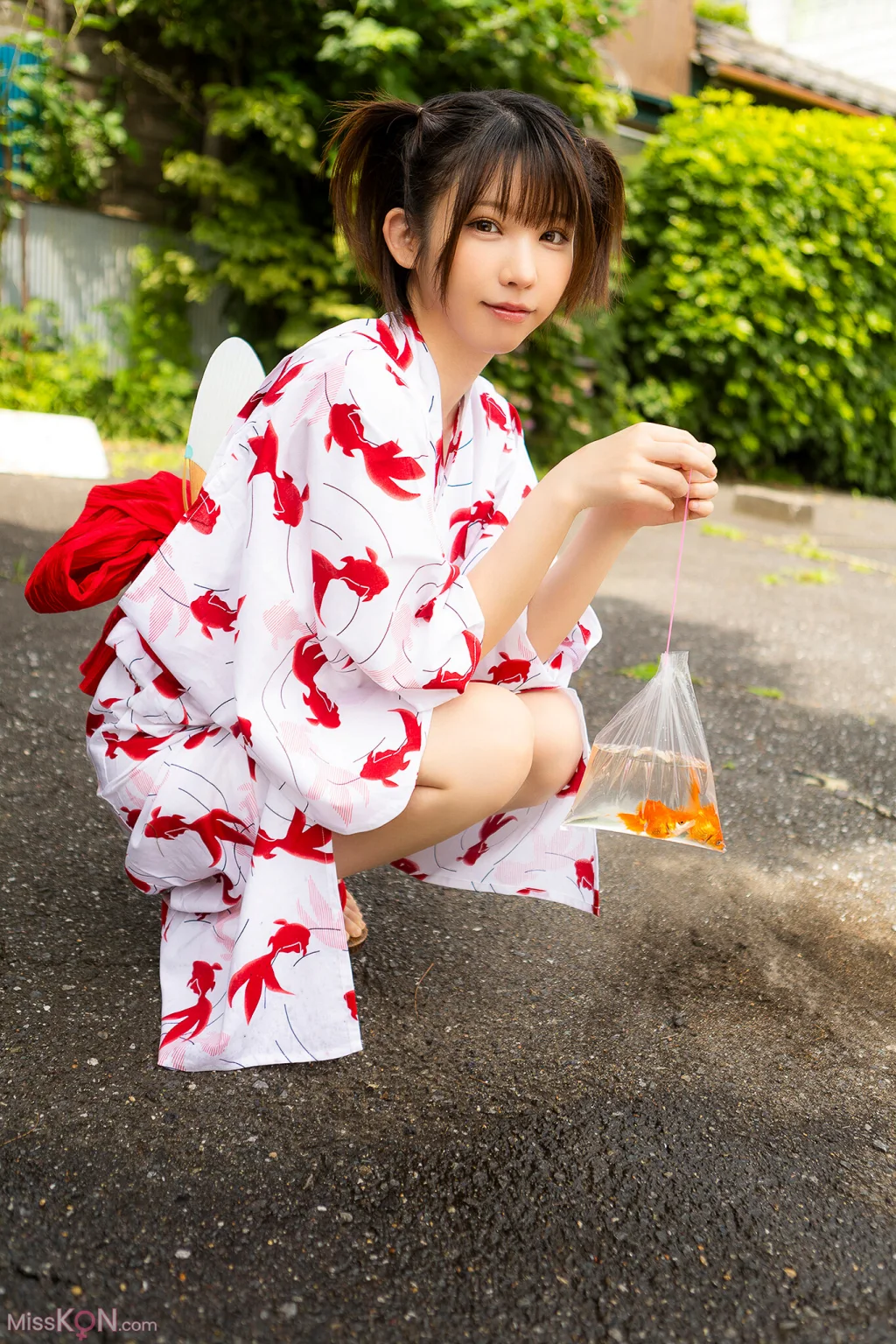 [JP] Enako (えなこ):「えなこ日和」【ヤングチャンピオンデジグラ】 (80 photos)