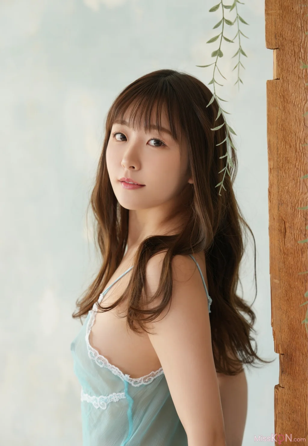 [JP] Hikari Aozora (青空ひかり): 山岸伸×SODデジタルヌード写真集 『Real Feel』 (98 photos)