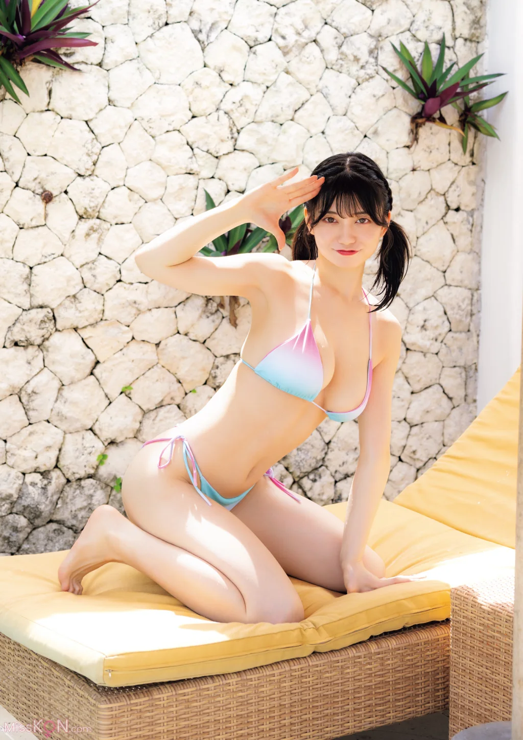 [JP] Kanna Seto (瀬戸環奈): 写真集 好きになっちゃう (121 photos) – Page 2