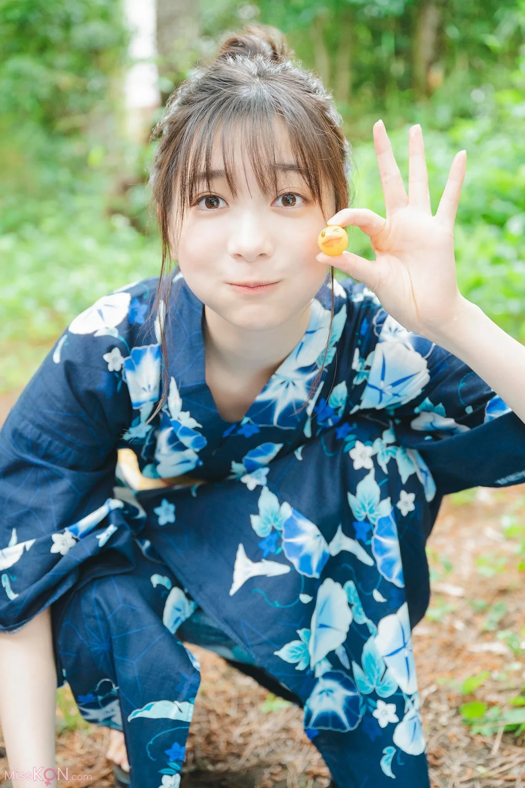 [JP] Maya Imamori (今森茉耶): 【増量版 全50P】ミスマガのアソビバ！なつやすみ！ヤンマガデジタル写真集 (55 photos)